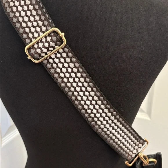 Ah Dorned vegan leather messenger cross body bag - Picture 8 of 8